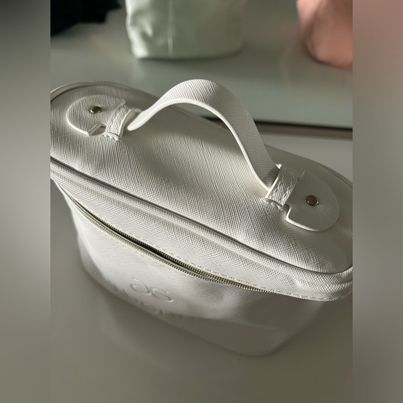 Arbonne Cosmetics Travel Case Makeup Bag - Picture 3 of 4